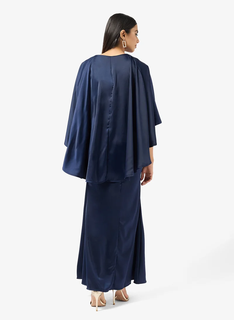 خزانة Mermaid Cut Caped Style Dress